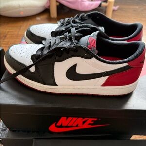 Jordan 1 Low OG Black Toe